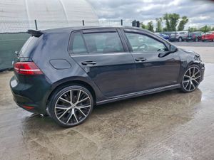 142 Volkswagen Golf  GTD  Automatic  184bhp - Image 3
