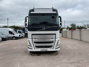 2022 Volvo FH500 6x2 - Image 2