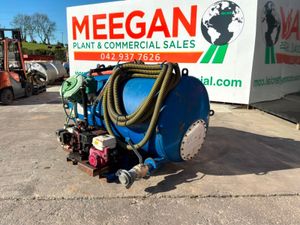 PORTALOO WASTE DISPOSAL VACUUM TANK...1135t. - Image 2