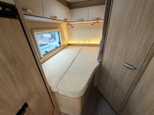 2021 WEINSBERG CARA SUITE R.H.D 650 5 BERTH - Image 2