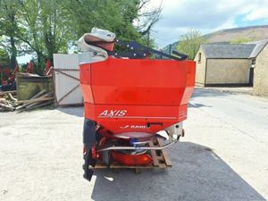 2015 Rauch Axis 30.1W Spreader (26166) - Image 3