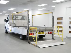 2019 Vauxhall Movano Dropside Van - Image 2