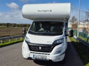 2025 Sunlight A70 Manual. Low mileage. - Image 2