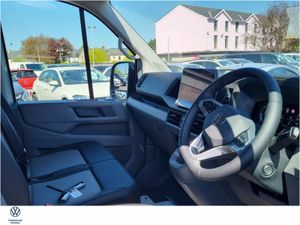 Volkswagen Crafter 4 MOTION 177BHP HIGHLINE AUTO - Image 3