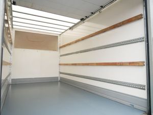 2023 Peugeot Boxer Luton Box Van - Image 3