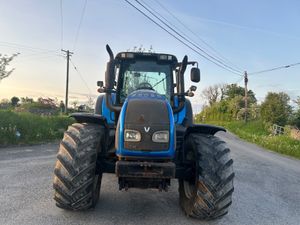 2011 Valtra T182 - Image 4