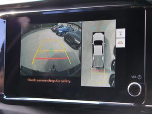 Hilux Invincible X * 360 Cams * Extra spec - Image 3