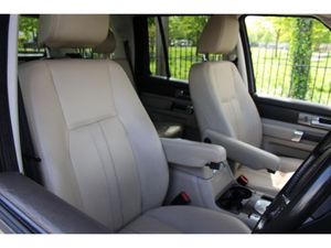 Land Rover Discovery 4 3.0tdv6 5 Seat XE 4DR Auto - Image 4