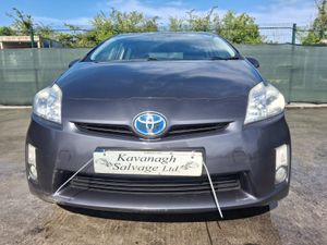 2012 Toyota Prius  Hybrid  Automatic Drive Home - Image 4