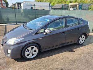 2012 Toyota Prius  Hybrid  Automatic Drive Home - Image 2
