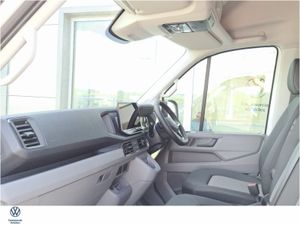 Volkswagen Crafter Highline MWB 177bhp 4Motion - Image 3