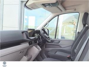 Volkswagen Crafter LWB Trendline 140bhp auto - Image 4