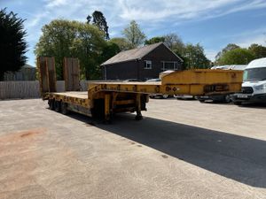 2004 Mac Low Loader - Image 2