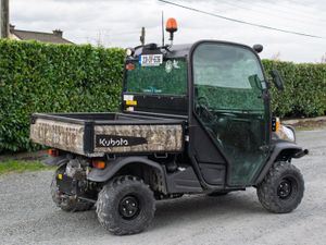2023 Kubota RTV X1110 - As New - Image 3