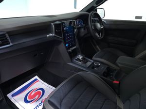 Volkswagen Amarok 3.0 V6 Aventura - Image 4