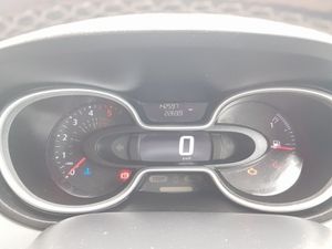 Renault Trafic 2.0 AUTO - Image 2