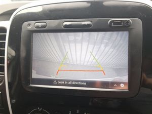 Renault Trafic 2.0 AUTO - Image 4