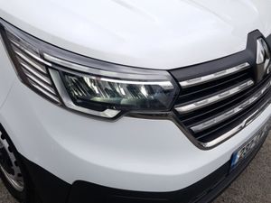 Renault Trafic LWB - Image 2