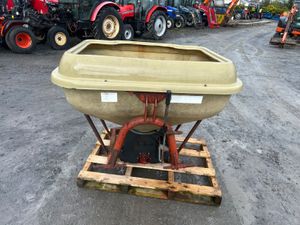 Abbey PA550 Fertiliser Spreader - Image 3