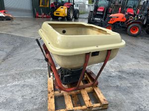 Abbey PA550 Fertiliser Spreader - Image 2