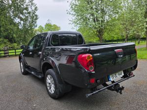 15 Mitsubishi L200 Challenger 2.5 New Doe - Image 4