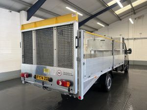 2024 Renault Master Dropside Van - Image 4