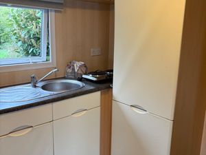 Two bedroom Mobile home full winter spec - Image 4