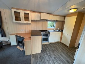 Two bedroom Mobile home full winter spec - Image 2