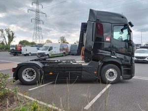 RENAULT T440 2022 - Image 3