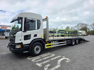 2022 Scania P320 XT 6X2 with 30ft sterling body - Image 3