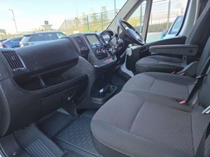 Peugeot Boxer 335 L3 H2 2.2 BLUE HDI 1 - Image 4