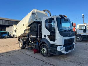 Trucks - Image 2