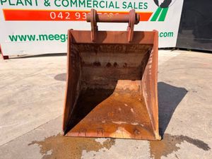 100mm ... 40 /  50 ton gummy  bucket 48 inch ....B - Image 4