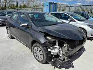 16 Corolla 1.3 Petrol NCT 12/26 100km Starts - Image 2