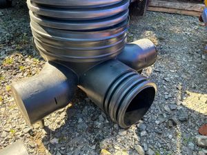 12"  TWIN WALL DRAINAGE MAN HOLE BASES. - Image 4