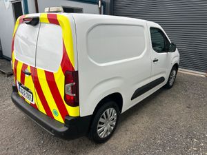 2020 Peugeot Partner Professional - Image 3