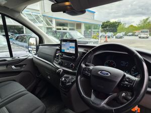 Ford Transit Custom Kombi 320L Trend 2.0TD130 4 - Image 4