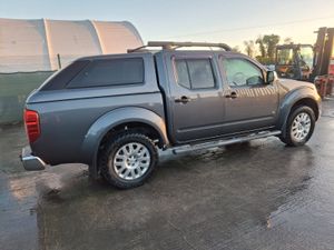 2012 Nissan Navara Outlaw  3.0 V6  Automatic - Image 3