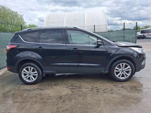 2018 Ford Kuga Zetec.. Very Light Damage - Image 4