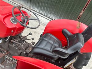 1982 Massey Ferguson 240 - Image 3