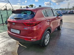 2016 Kia Sportage light damage - Image 4