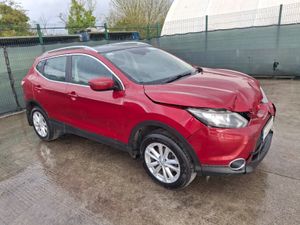 2017 Nissan Qashqai Light Damage - Image 2