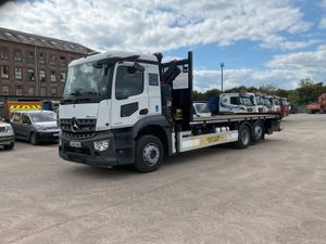 2020 Mercedes Arocs 2535 Flatbed Crane Lorry - Image 3