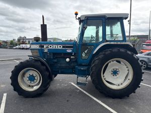 1990 FORD 8210 - Image 2