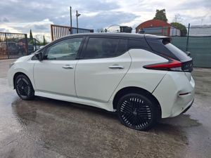 231 Nissan leaf  Premium cold pack  62kw Automatic - Image 3