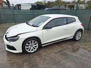 2010 VW Scirocco cheap to clear - Image 2