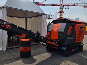 GCM 4.5 ton Compact Tracked Crusher - Image 4
