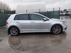 2015 Volkswagen Golf  Light Damage - Image 3