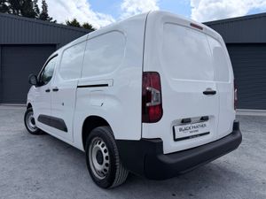 Citroen Berlingo 202’ LWB LOW MILEAGE/FRESH CVRT - Image 3