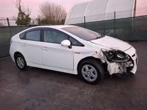 2011 Toyota Prius Hybrid Automatic - Image 2